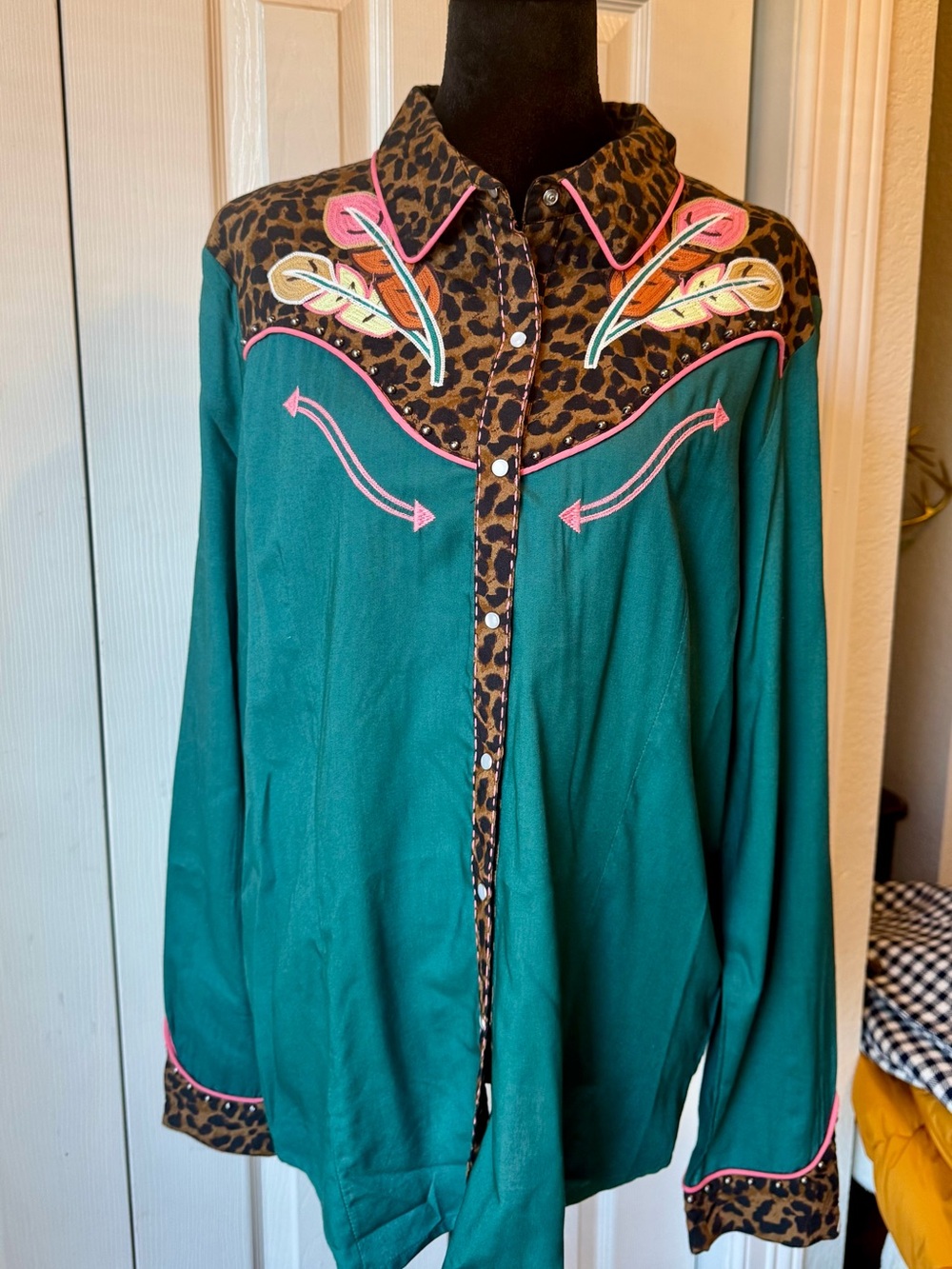 Double D Ranch Teal Western Shirt with Leopard Yoke and Pink Trim